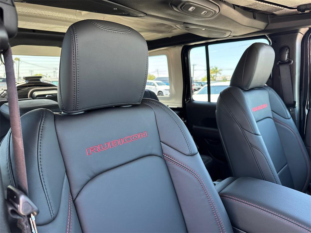 new 2025 Jeep Wrangler car, priced at $56,777