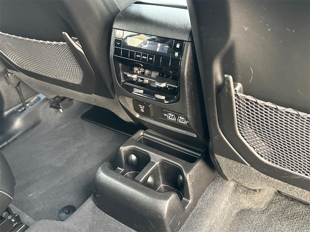 used 2023 Jeep Grand Cherokee L car, priced at $29,600