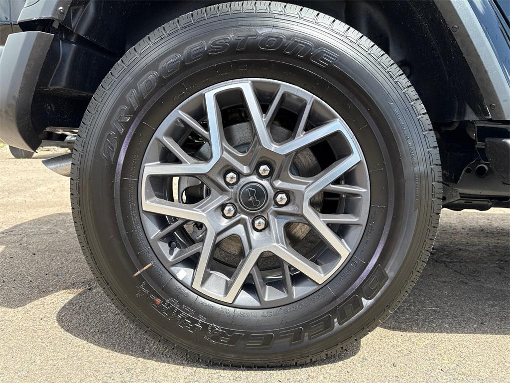 new 2025 Jeep Wrangler car, priced at $49,621