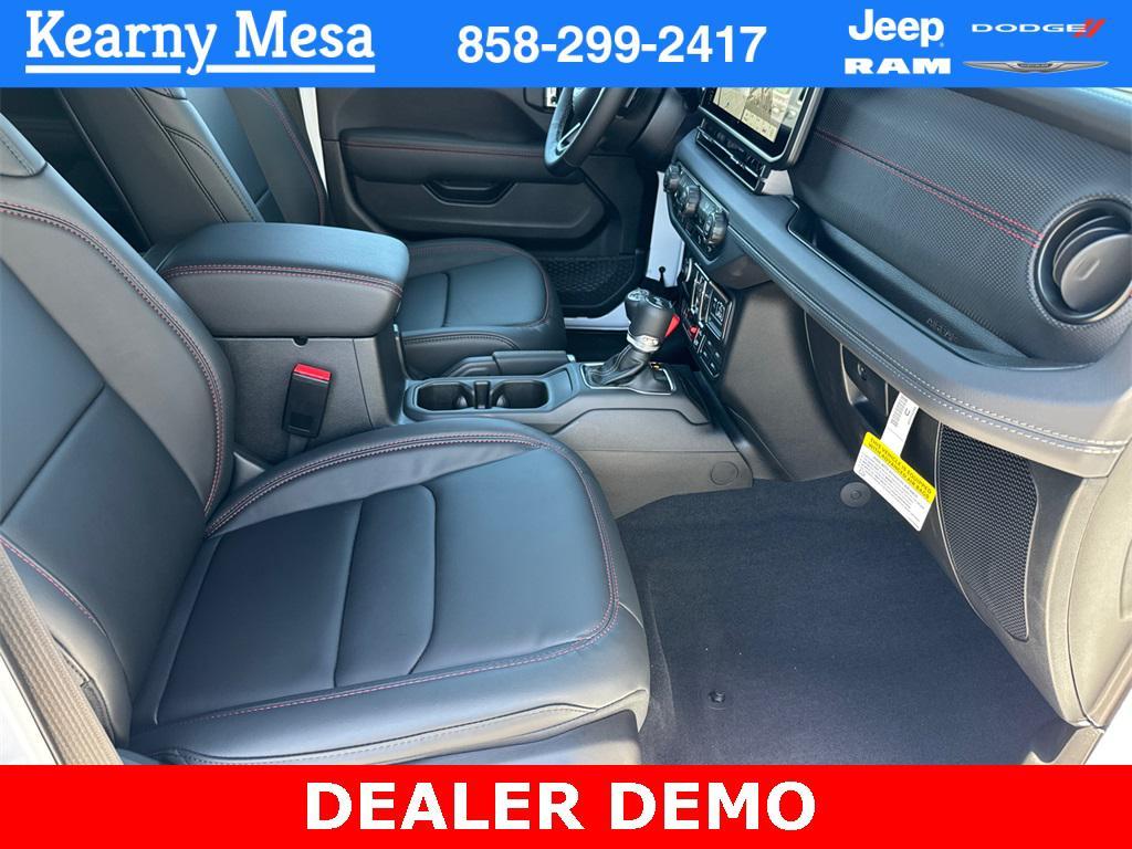 new 2025 Jeep Wrangler car, priced at $62,422