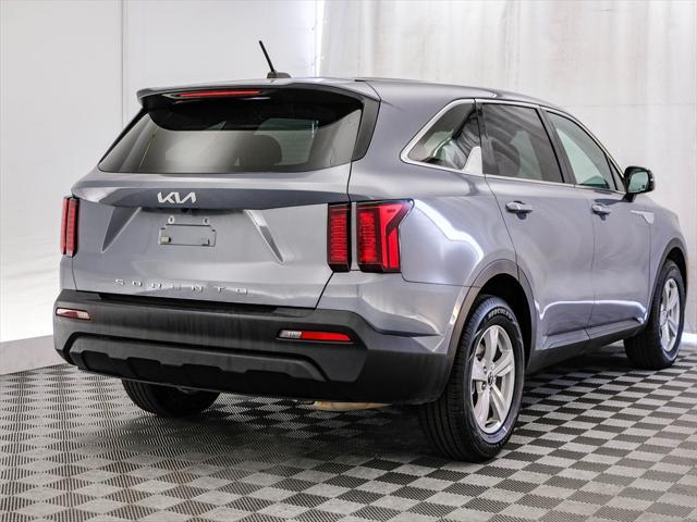 used 2022 Kia Sorento car, priced at $21,374