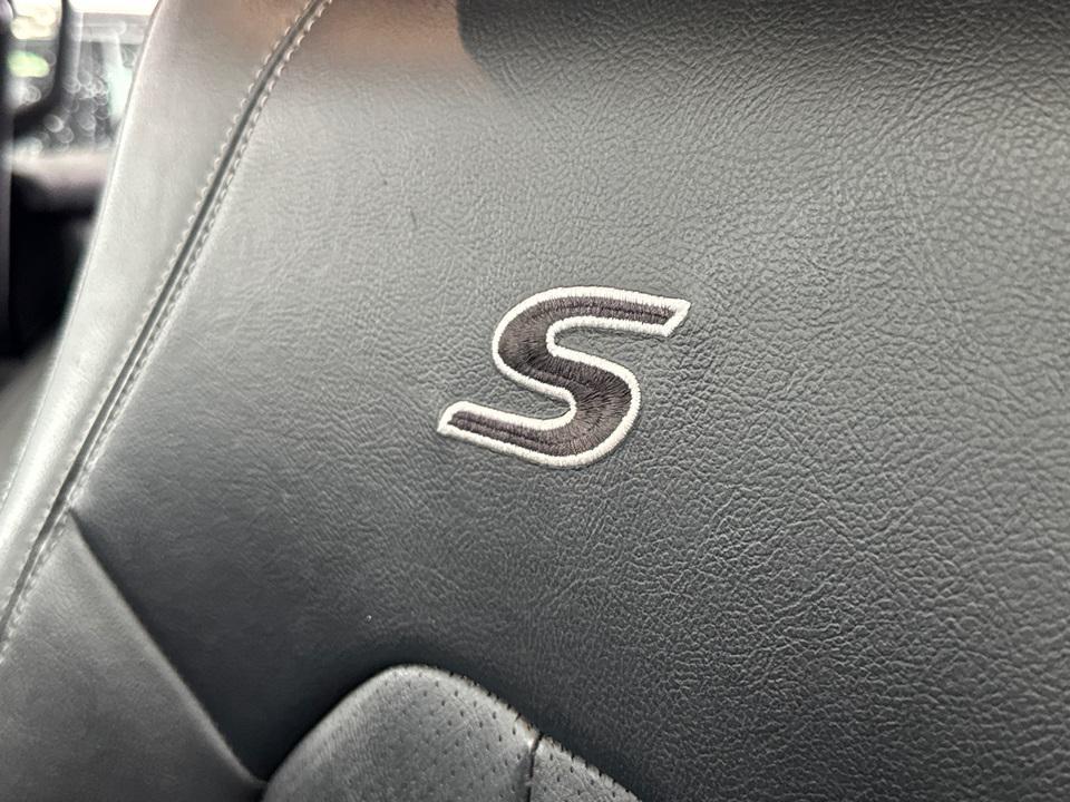 used 2018 Chrysler Pacifica car, priced at $15,990