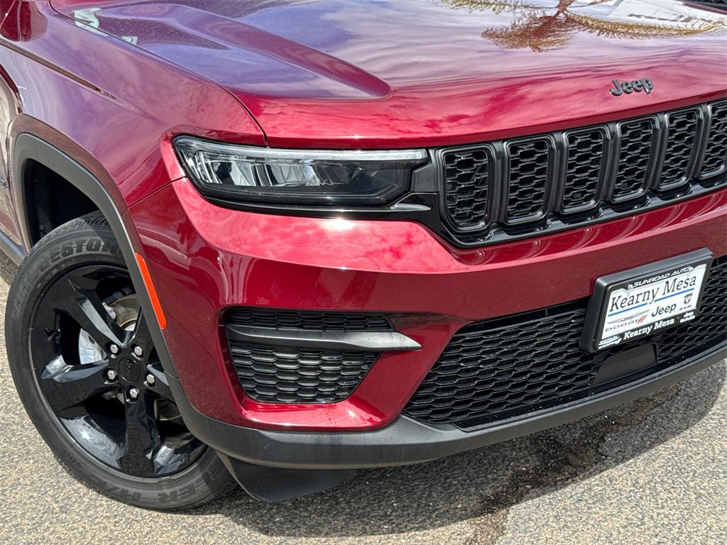 used 2023 Jeep Grand Cherokee car, priced at $28,754