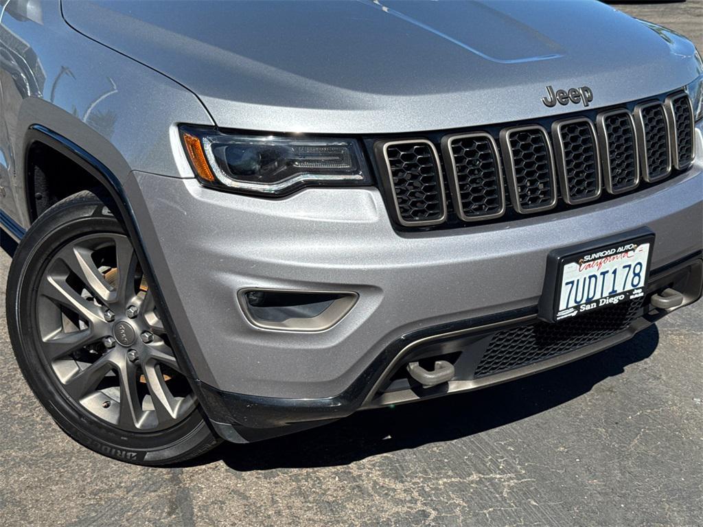 used 2016 Jeep Grand Cherokee car, priced at $10,989