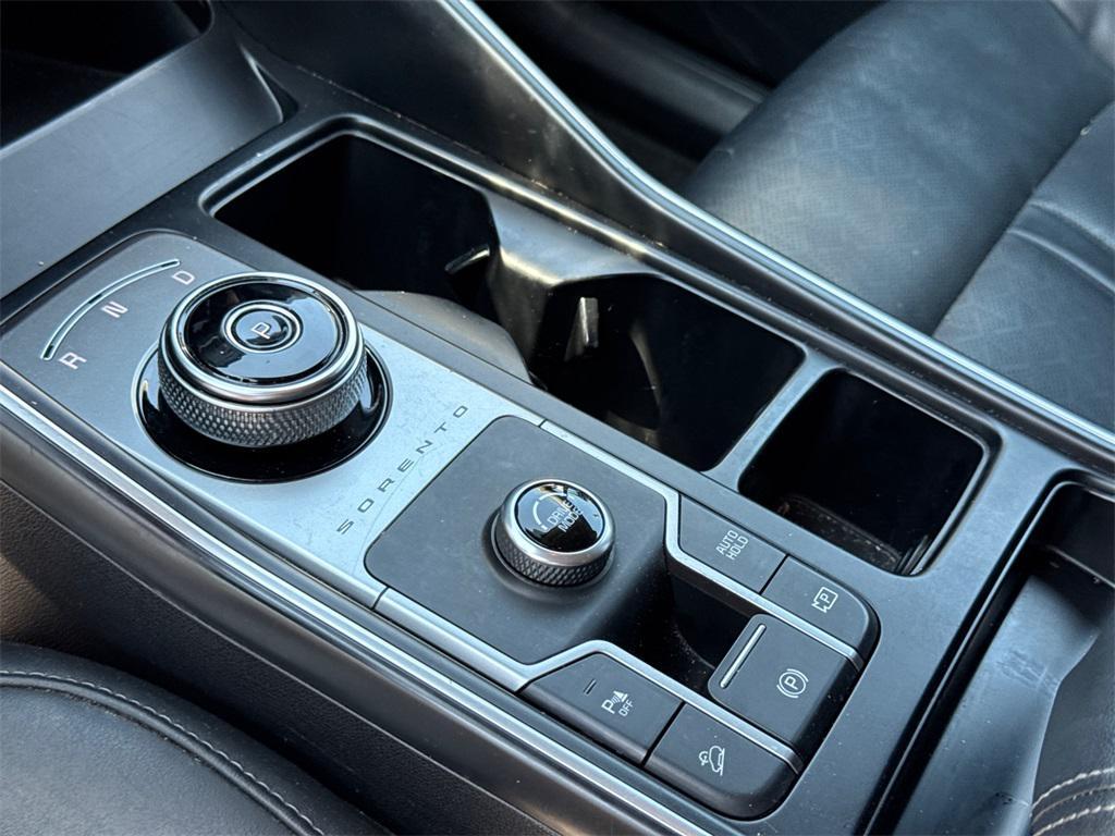 used 2021 Kia Sorento Hybrid car, priced at $24,947