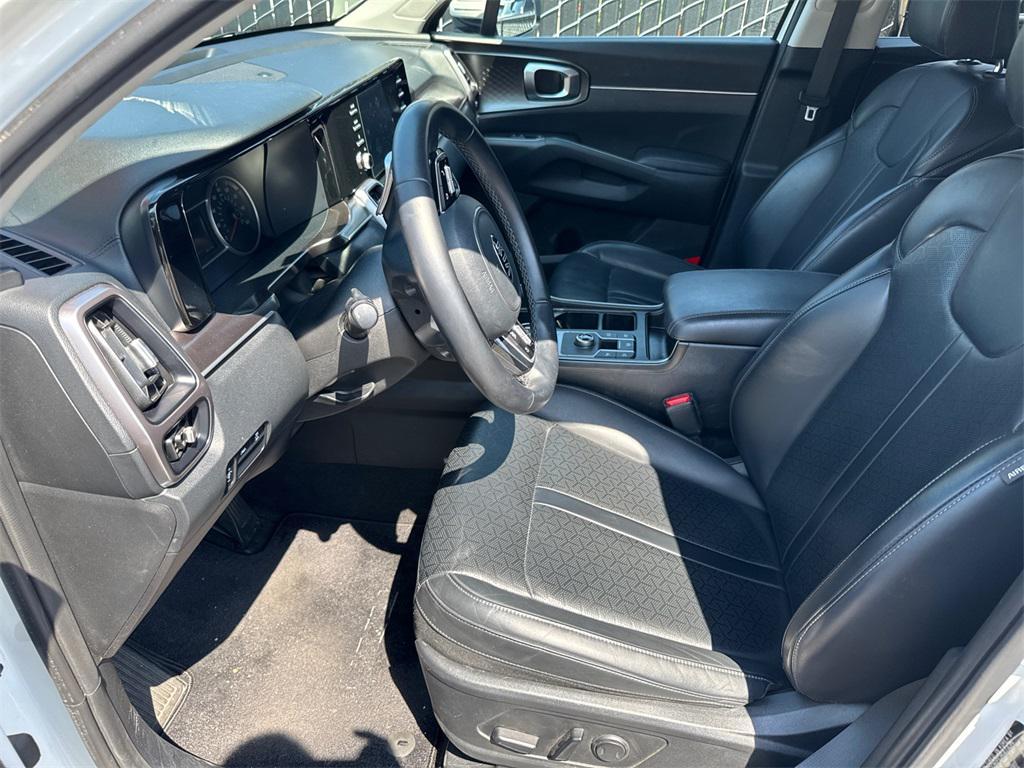 used 2021 Kia Sorento Hybrid car, priced at $24,947