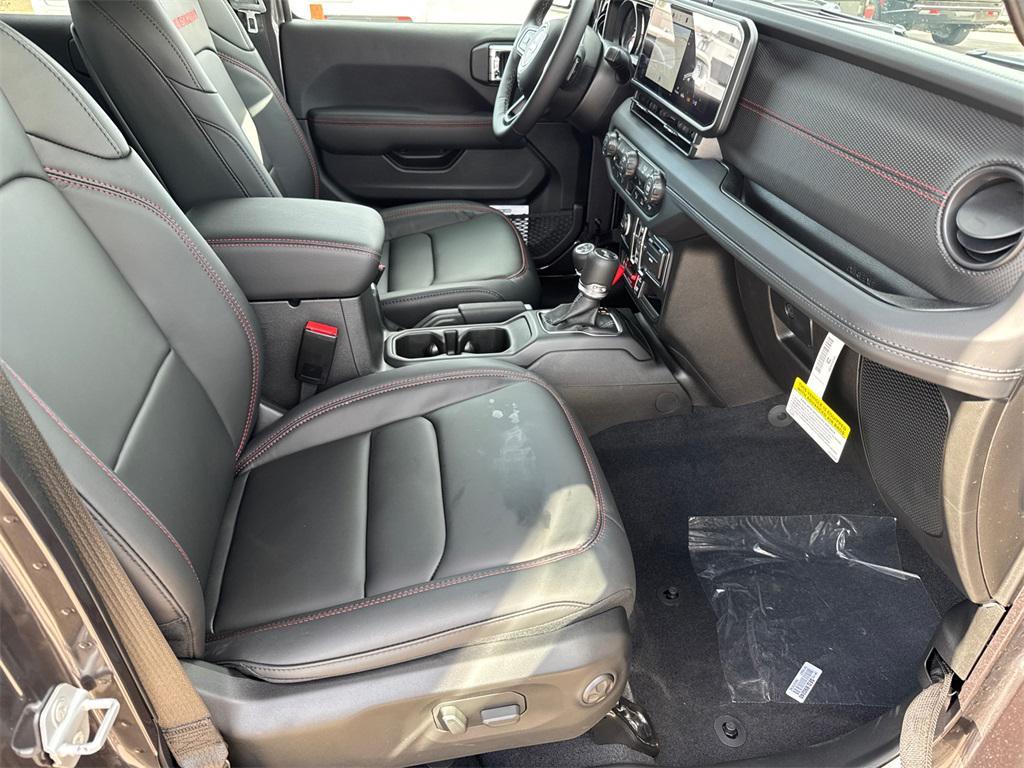 new 2026 Jeep Wrangler car, priced at $75,885