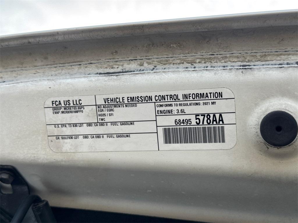 used 2021 Jeep Gladiator car, priced at $27,777