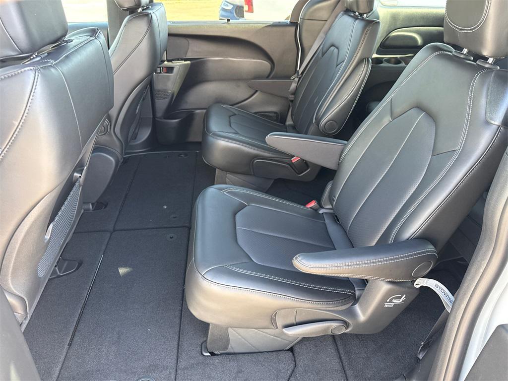 new 2025 Chrysler Voyager car, priced at $35,990