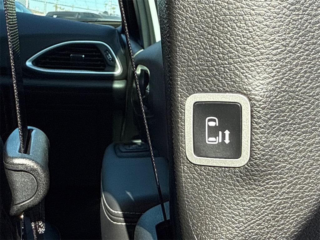 new 2025 Chrysler Voyager car, priced at $35,990