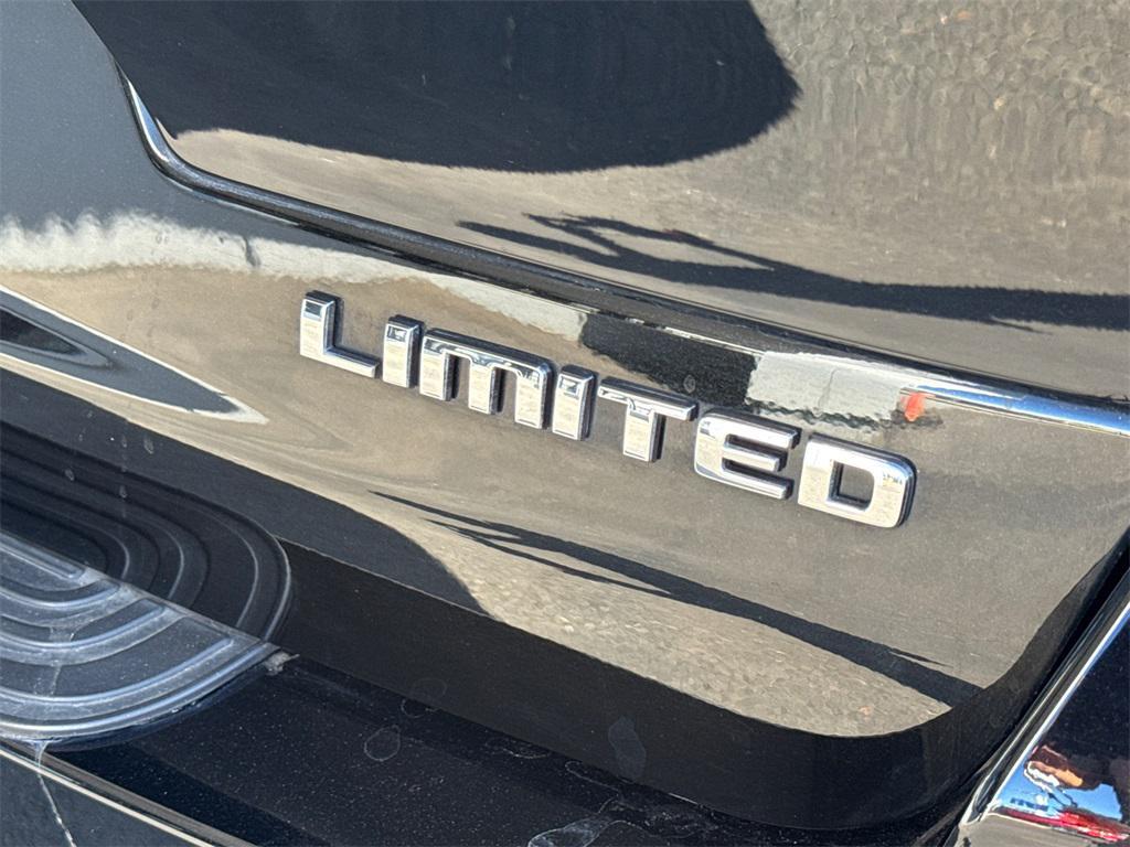 used 2023 Jeep Grand Cherokee L car, priced at $29,495