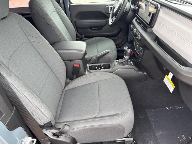 new 2025 Jeep Wrangler car, priced at $48,075