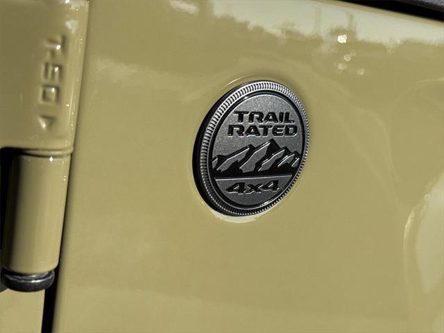 new 2025 Jeep Gladiator car, priced at $67,440