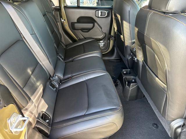 new 2025 Jeep Gladiator car, priced at $67,440