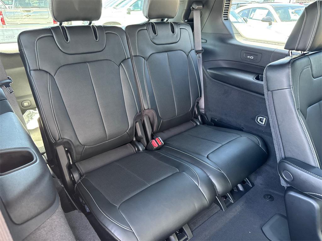 new 2025 Jeep Grand Cherokee L car, priced at $60,277