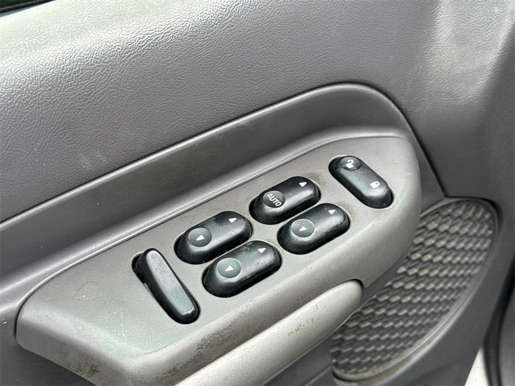 used 2001 Ford Explorer Sport Trac car, priced at $7,990