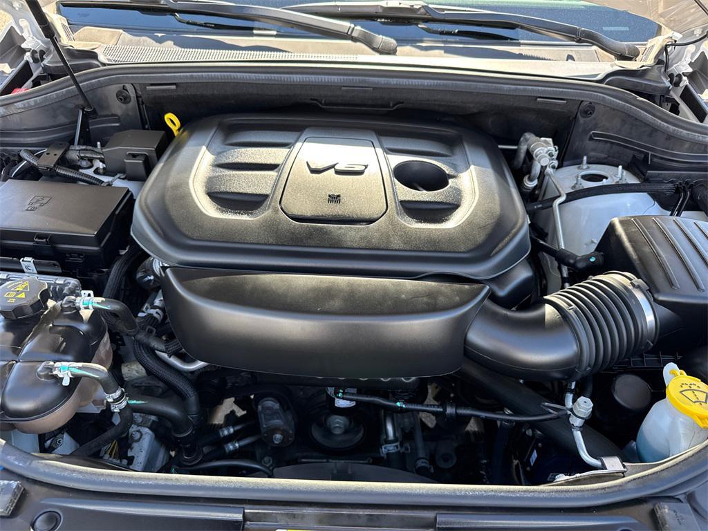 used 2020 Jeep Grand Cherokee car, priced at $23,947