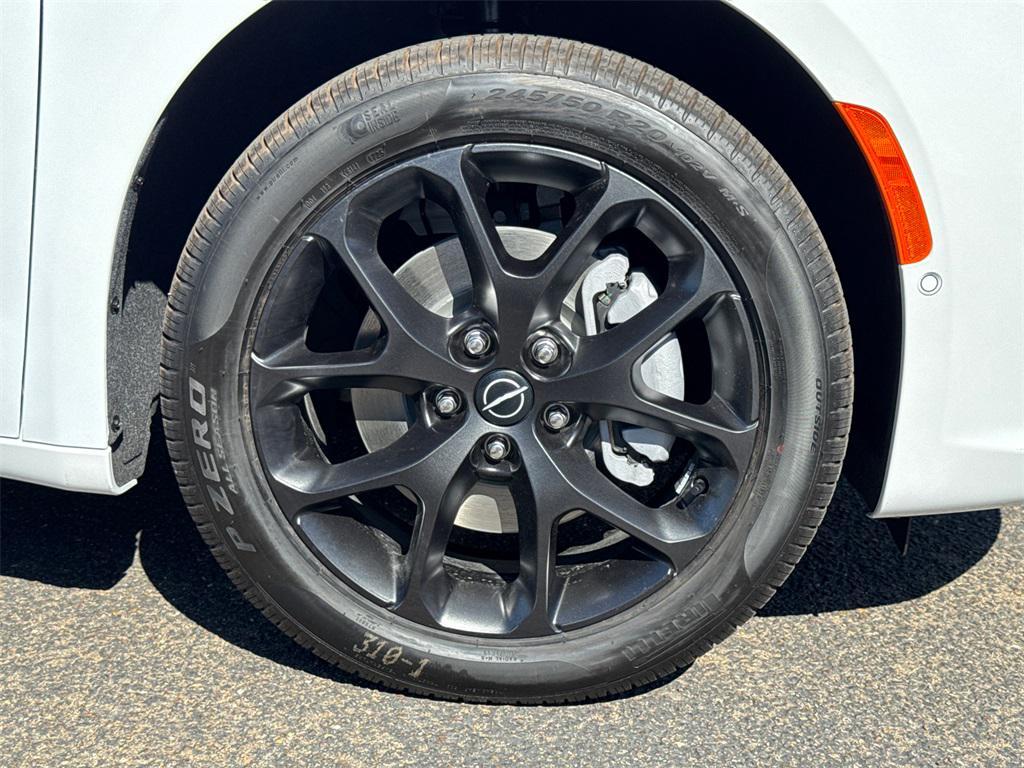 new 2026 Chrysler Pacifica car, priced at $56,810