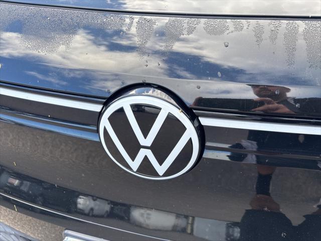 used 2021 Volkswagen ID.4 car, priced at $20,700