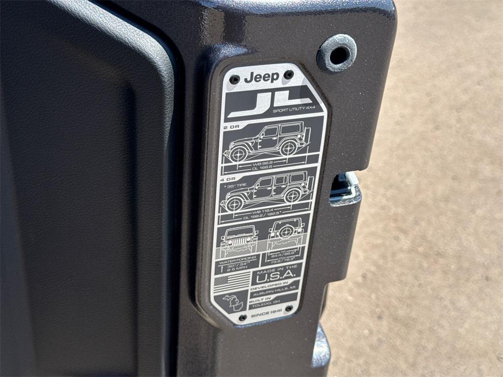 new 2025 Jeep Wrangler car, priced at $61,920