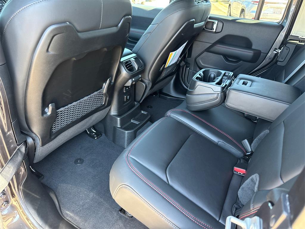 new 2025 Jeep Wrangler car, priced at $63,988