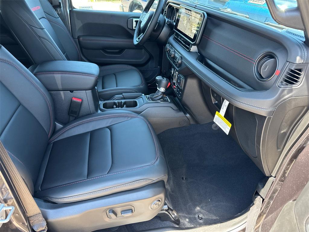 new 2025 Jeep Wrangler car, priced at $63,988