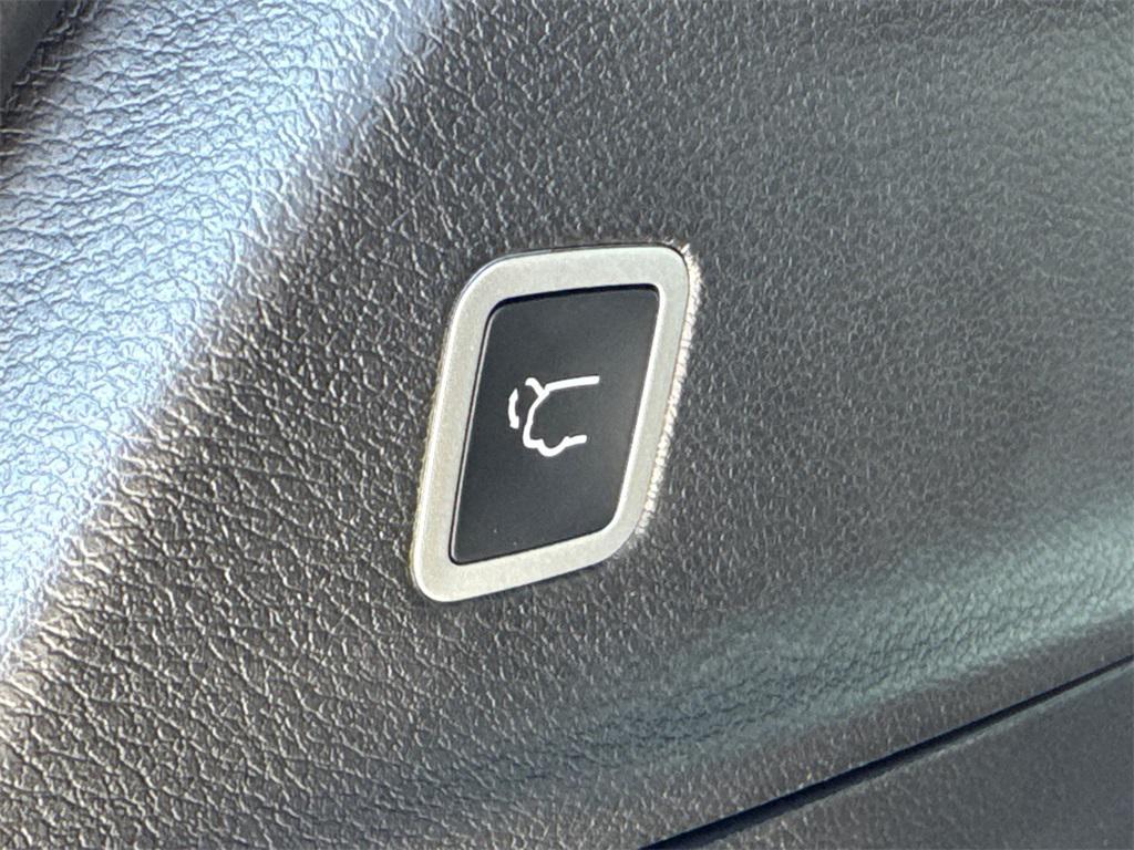 new 2025 Chrysler Pacifica car, priced at $48,795