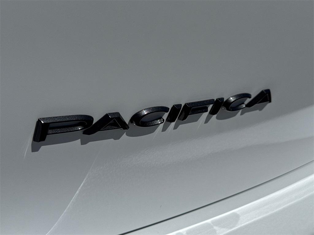 new 2025 Chrysler Pacifica car, priced at $48,795