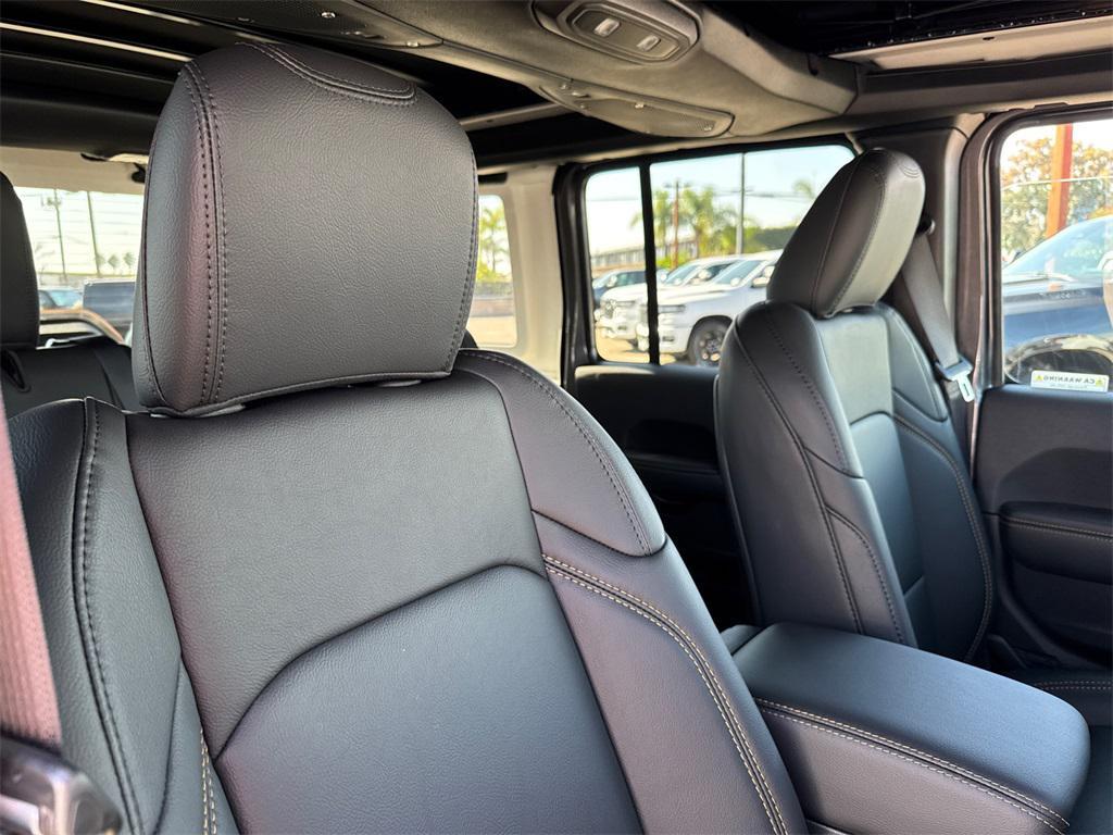 new 2026 Jeep Wrangler car, priced at $57,860