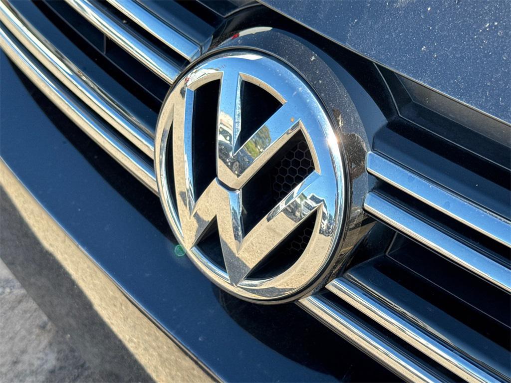 used 2017 Volkswagen Tiguan Limited car, priced at $9,995