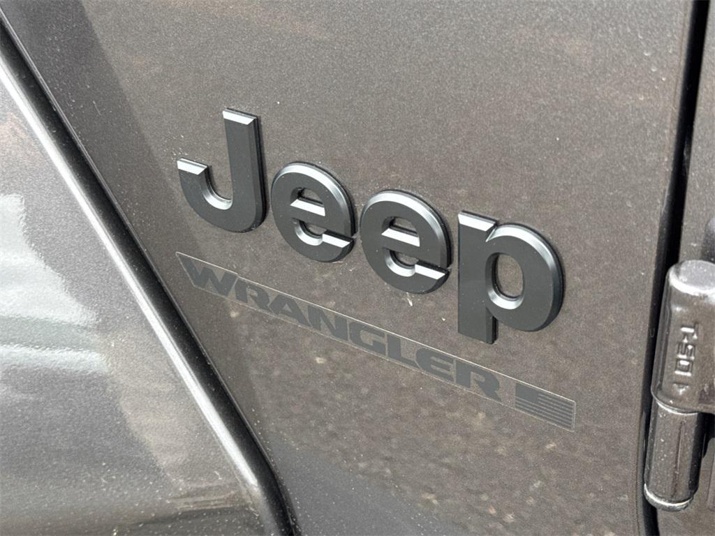 new 2025 Jeep Wrangler car, priced at $49,777