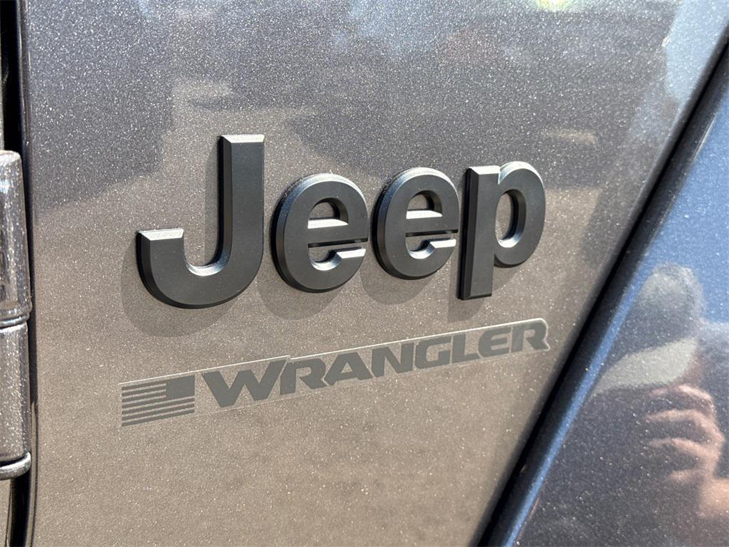 new 2025 Jeep Wrangler car, priced at $55,633
