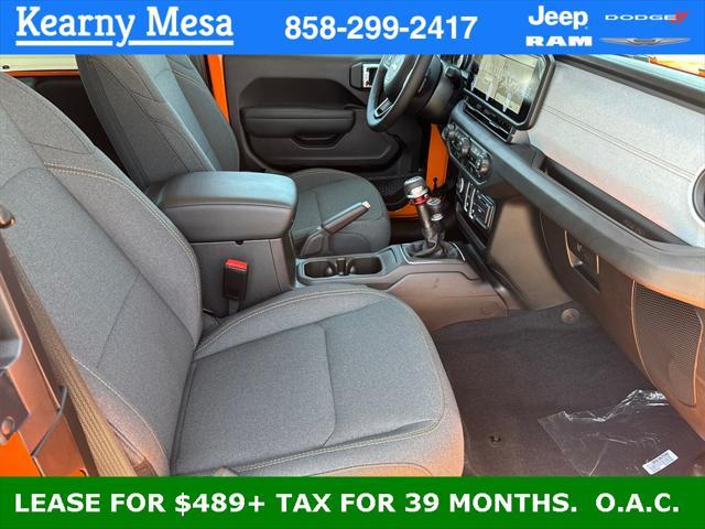 new 2025 Jeep Wrangler car, priced at $43,052