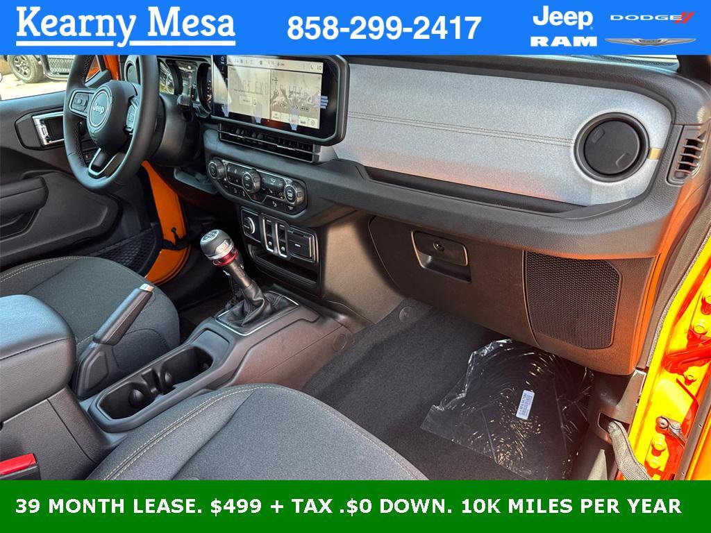 new 2025 Jeep Wrangler car, priced at $41,060