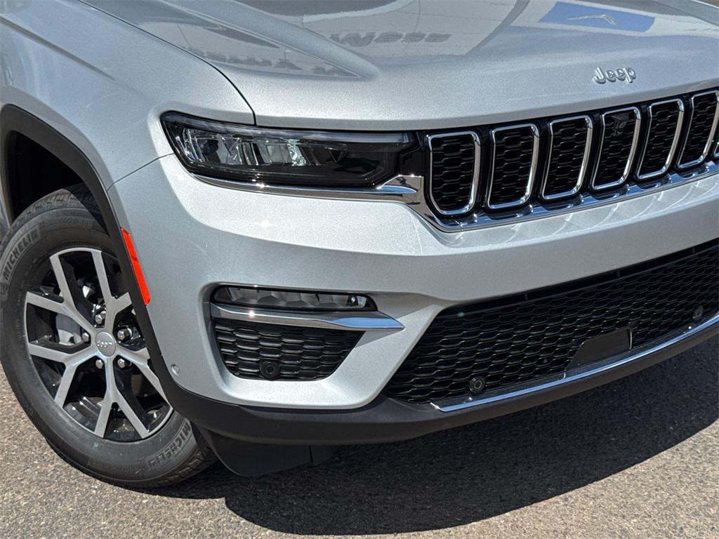 new 2025 Jeep Grand Cherokee car, priced at $49,885