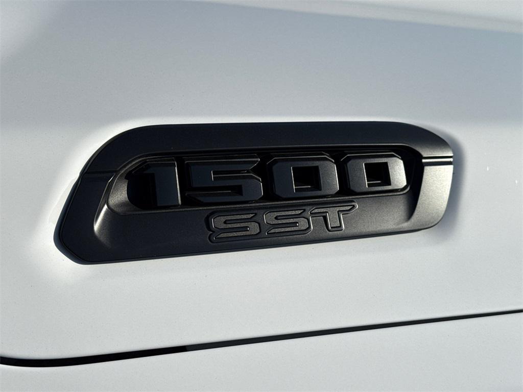 new 2025 Ram 1500 car, priced at $54,095
