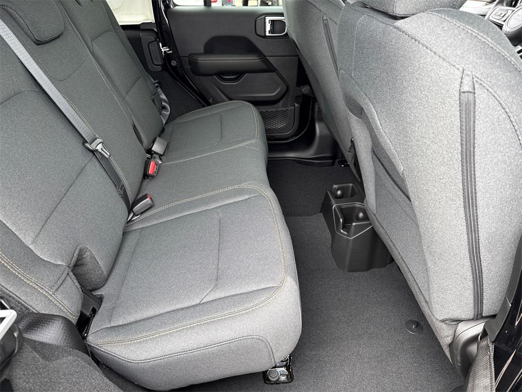 new 2025 Jeep Wrangler car, priced at $47,222