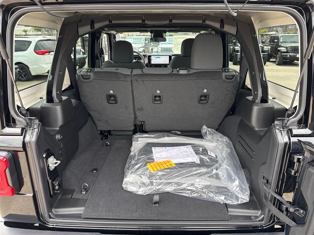 new 2025 Jeep Wrangler car, priced at $47,222