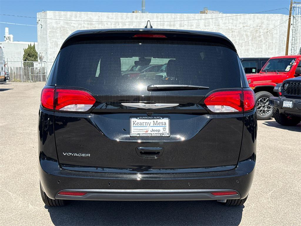 new 2025 Chrysler Voyager car, priced at $33,690