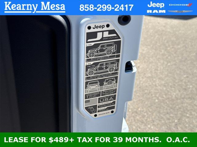 new 2025 Jeep Wrangler car, priced at $42,157