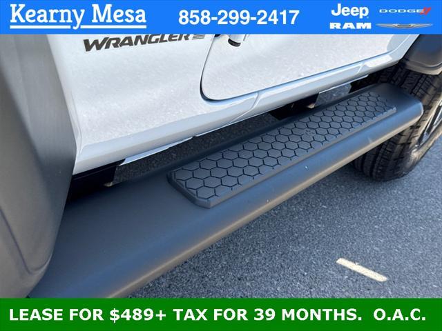 new 2025 Jeep Wrangler car, priced at $42,157