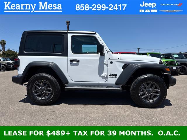 new 2025 Jeep Wrangler car, priced at $42,157