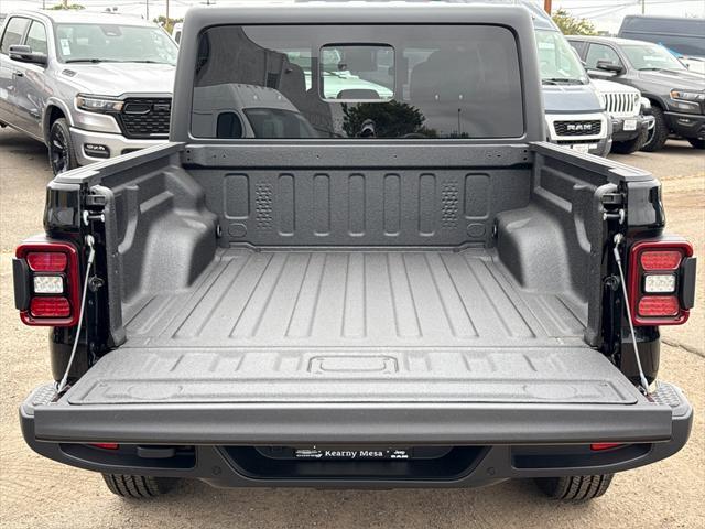 new 2025 Jeep Gladiator car, priced at $46,923