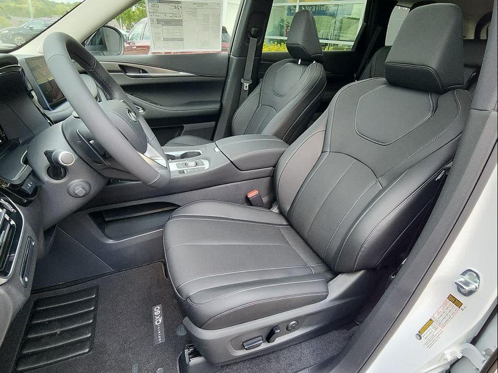 new 2026 INFINITI QX60 car, priced at $58,023