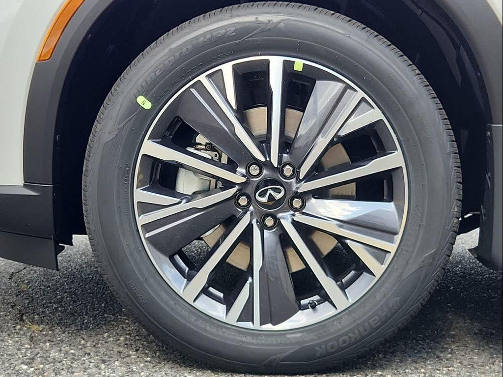 new 2026 INFINITI QX60 car, priced at $58,023