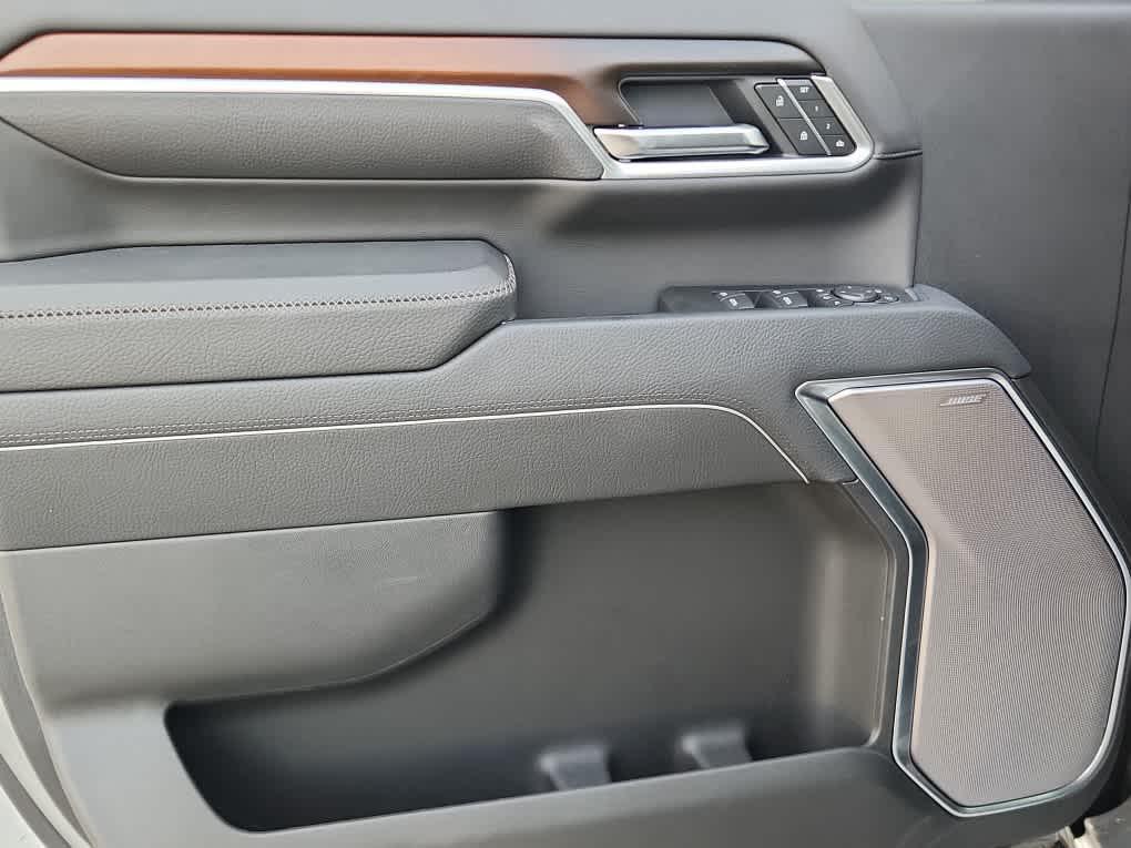 used 2025 GMC Sierra 2500 car, priced at $79,977