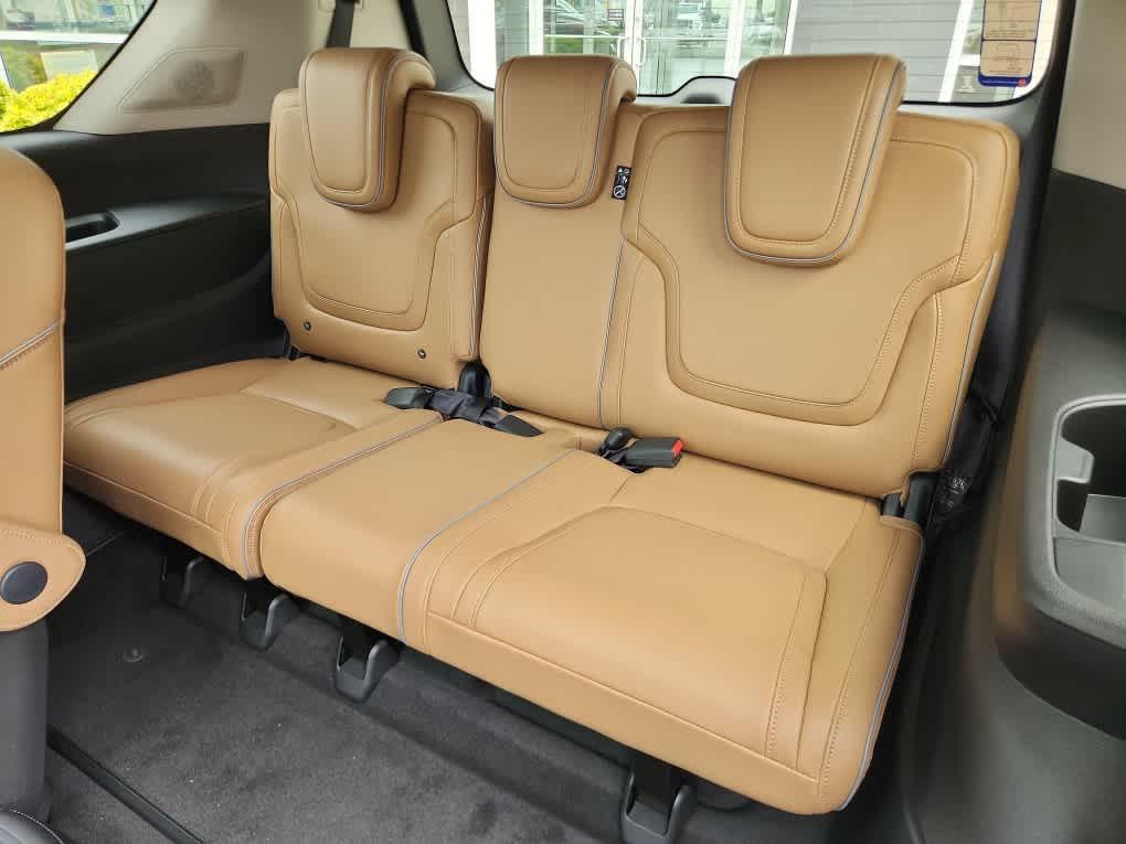 new 2025 INFINITI QX80 car, priced at $92,408