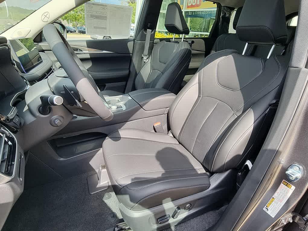 new 2026 INFINITI QX60 car, priced at $57,453