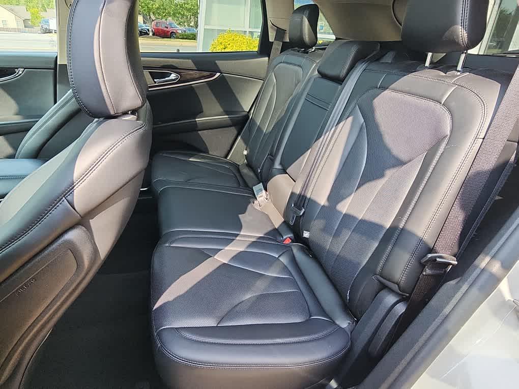 used 2021 Lincoln Nautilus car, priced at $31,964