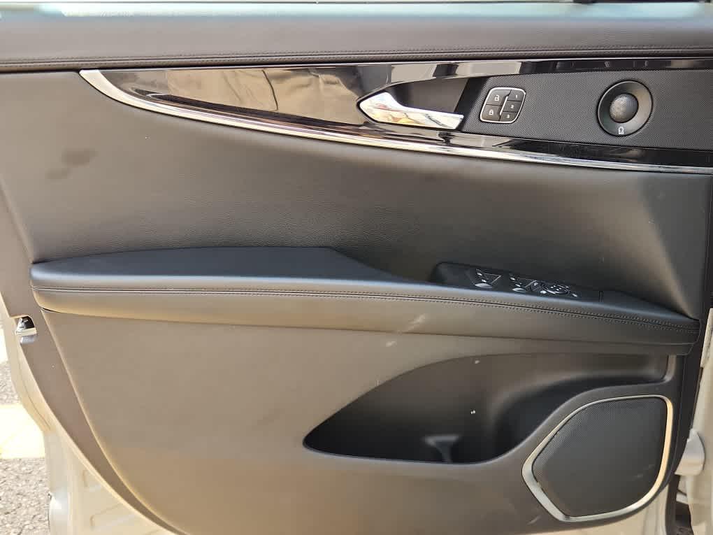 used 2021 Lincoln Nautilus car, priced at $31,964